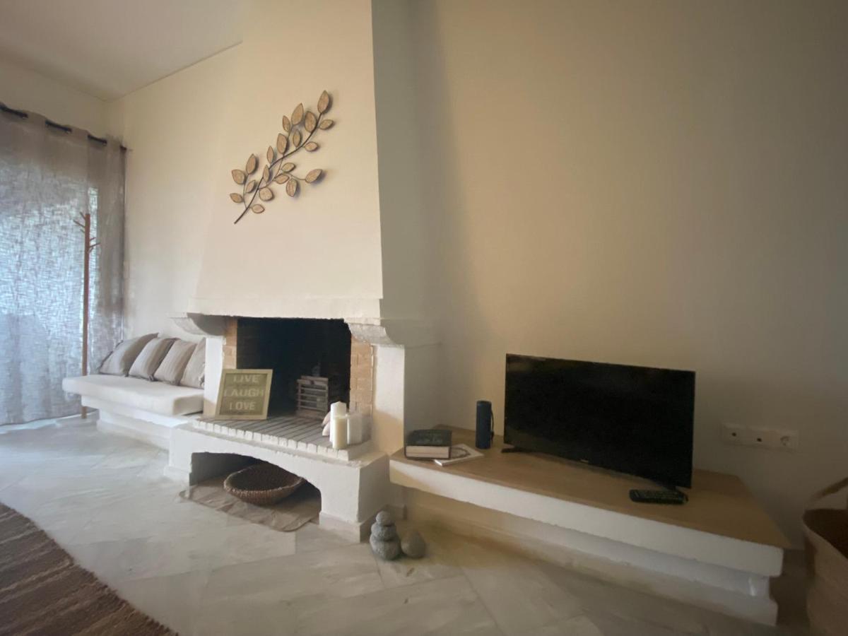 Seascape Luxury Villas Agia Marina  Buitenkant foto